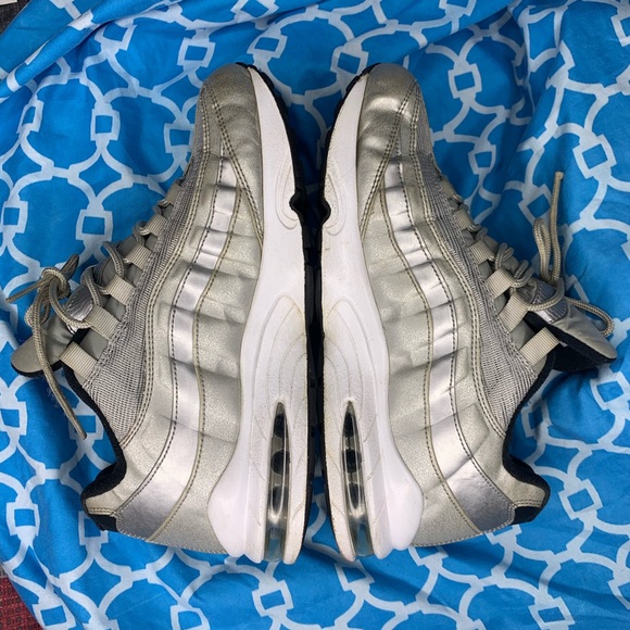 Nike Air Max 95 Womens size 8.5 Silver bullet QS cool grey platinum rare wmns og - Picture 6 of 15